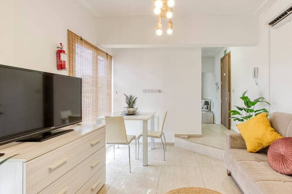 Foto 10 von 30: Charming 1Br Apt with access  to roof top terrace.