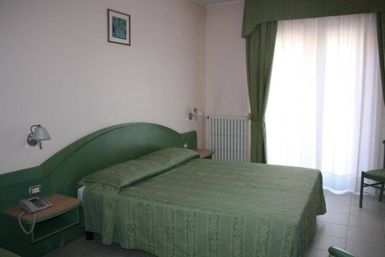 Foto 5 von 5: Triple Room