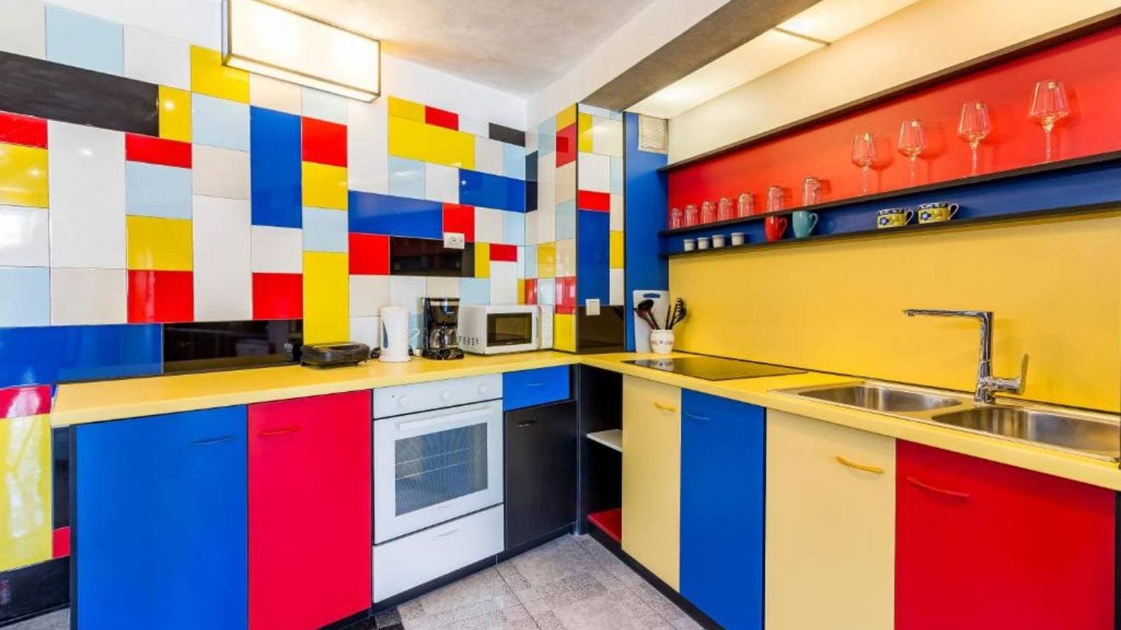 Foto 13 von 19: House Mondrian by Villas Guide