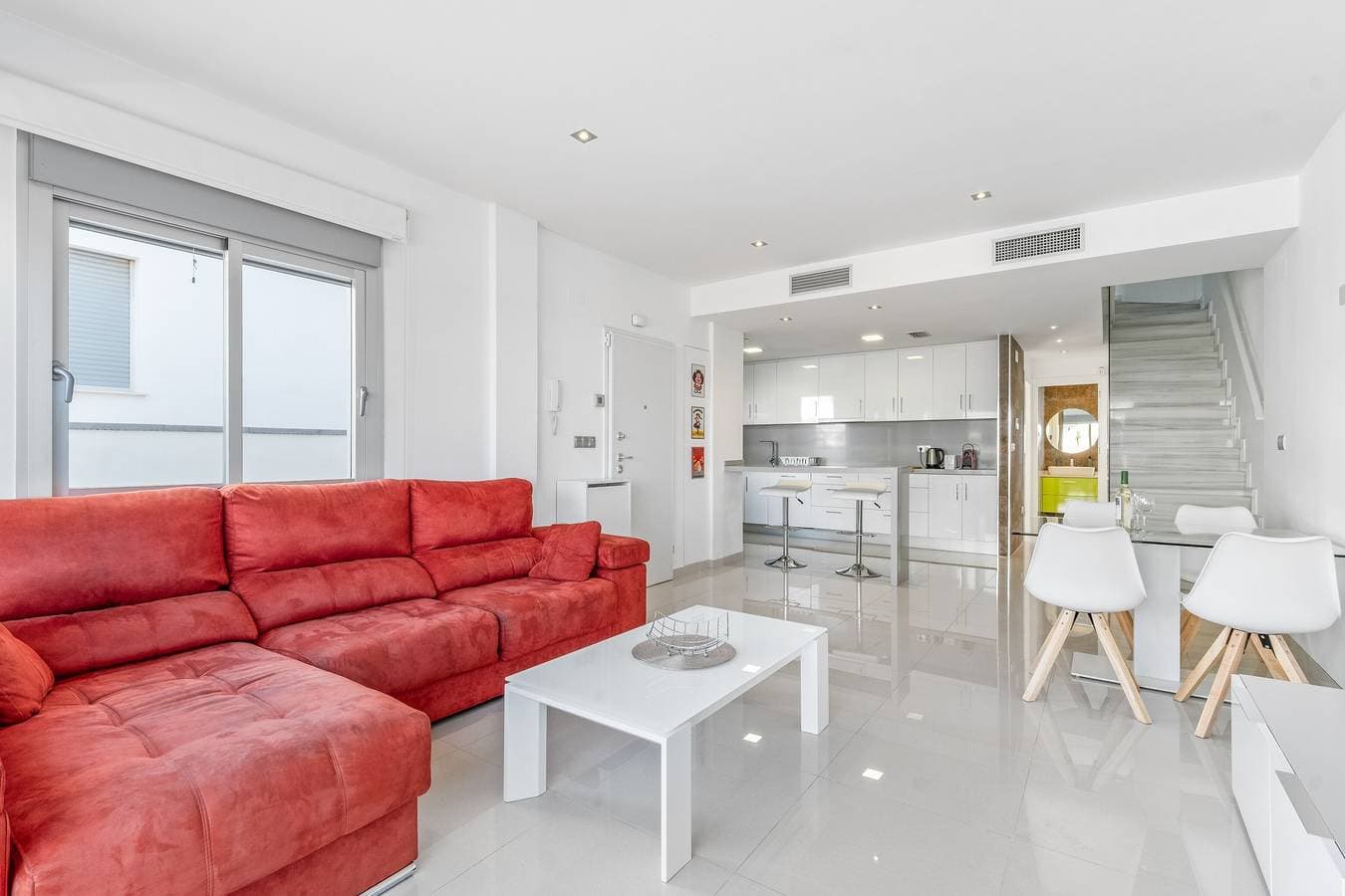 Foto 5 von 24: Villa 'Marinamed Residential Seaview' mit Meerblick, WLAN und Klimaanlage