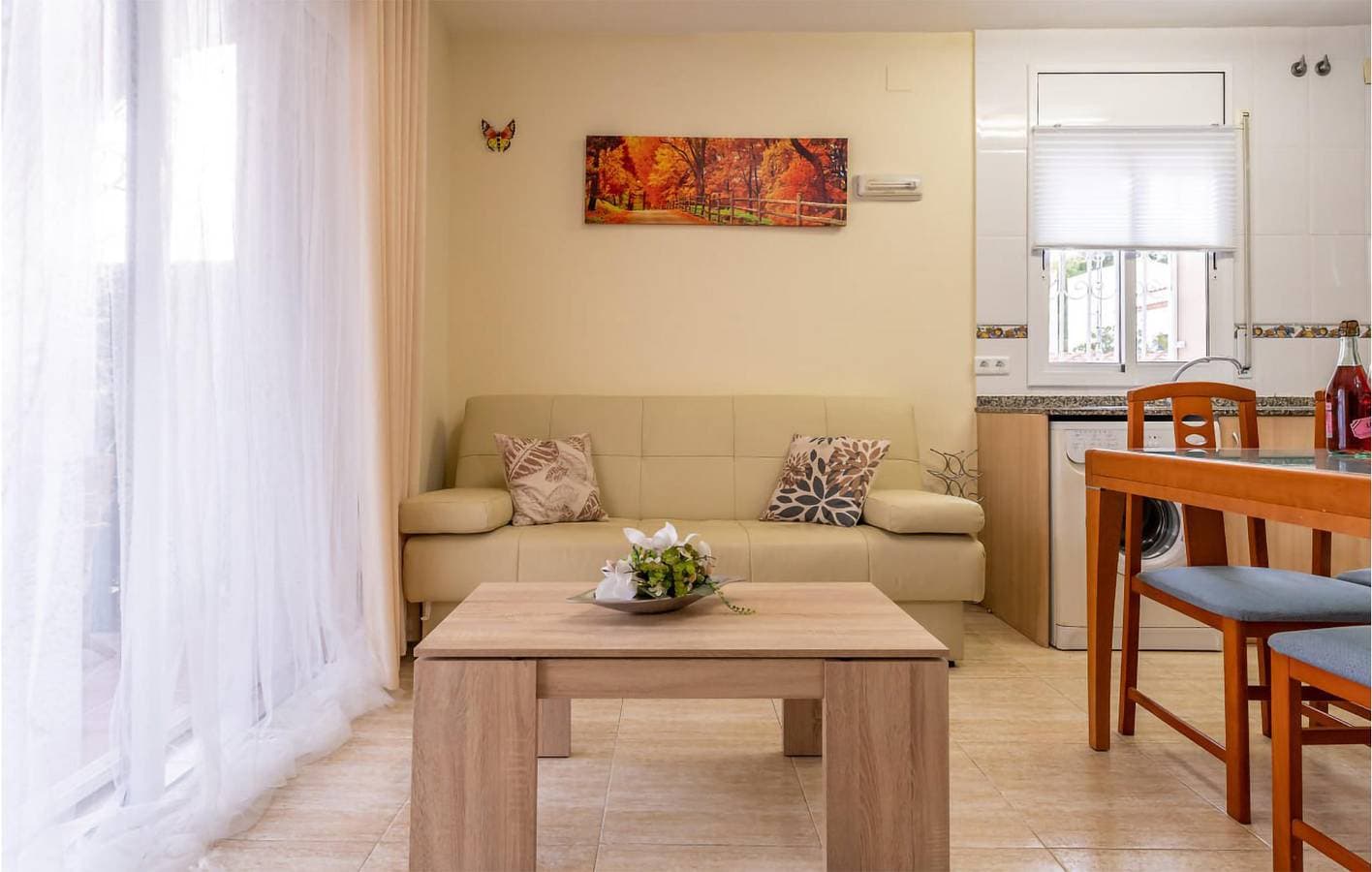 Foto 6 von 37: 68 qm Wohnung mit AC, Parkplatz, Pool & WiFi