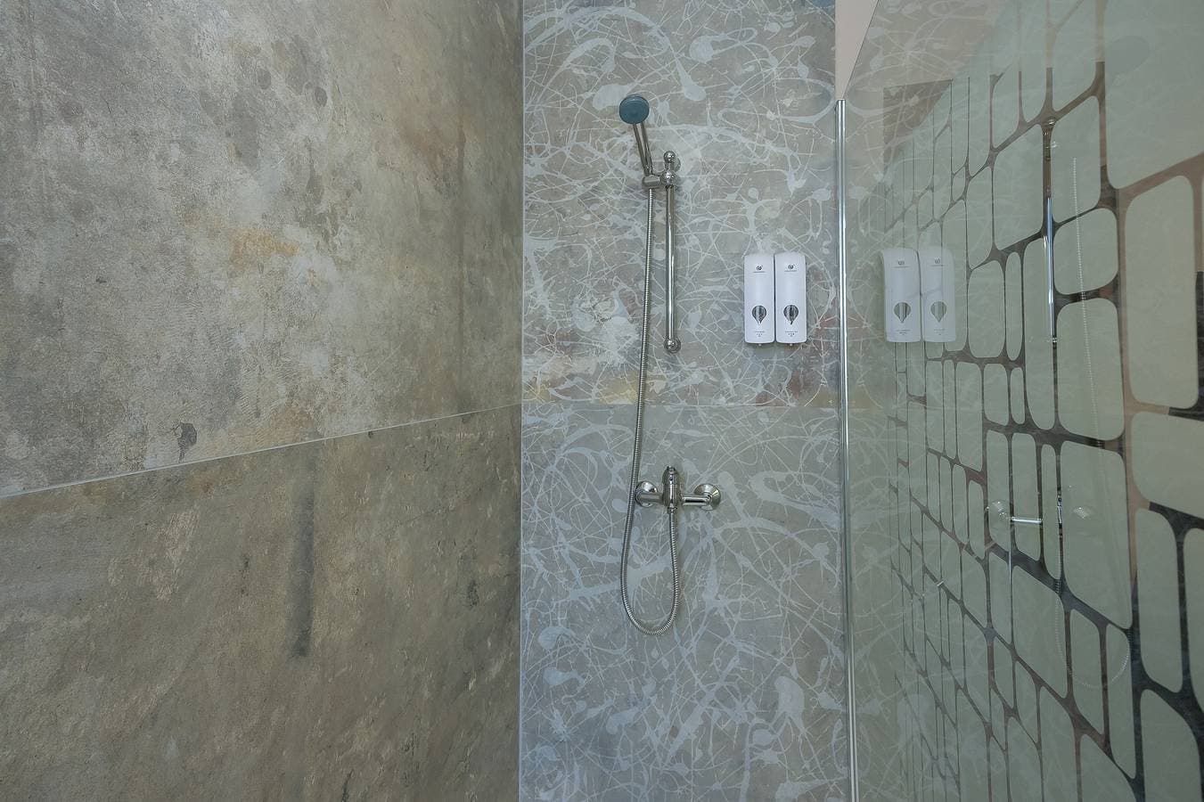 Foto 8 von 11: Appartement 'La Maison Du Tisserand Pa' mit WLAN und Klimaanlage