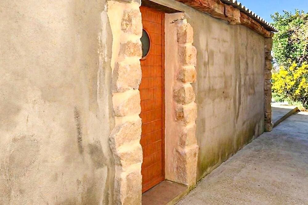 Foto 12 von 20: Amazing home in Montagnac-Montpezat with house a panoramic view