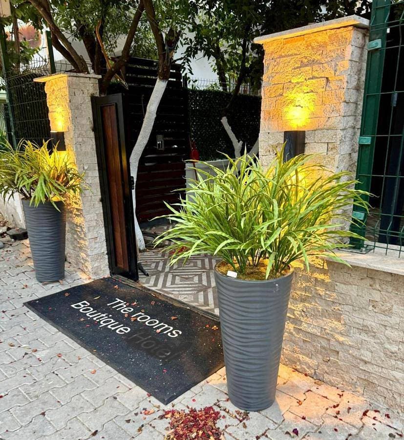 The rooms hotel 1