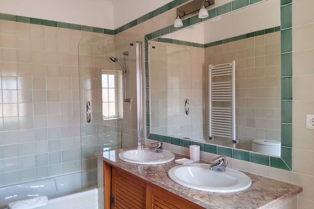Foto 5 von 30: Wunderschöne 3-Bett-Villa in einem privaten Komplex am Praia d'El Rey