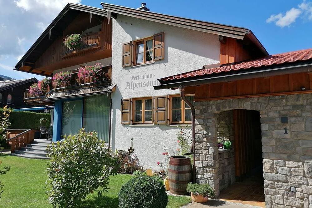 Foto 9 von 19: \"Karwendel\" - Fewo/Wohn-Schlafraum/Dusche, Wc - Alpensonne, Ferienhaus