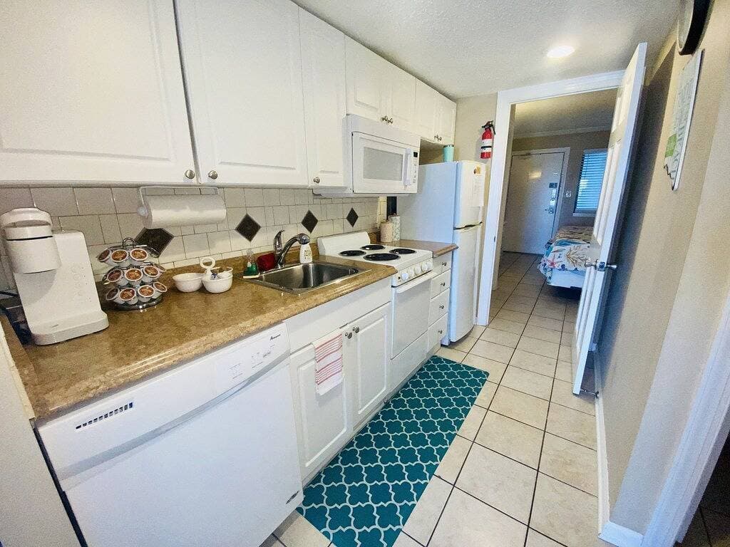 Foto 9 von 39: Calling all Snowbirds!OceanView King-Private Patio-Pools-Lazy River-HotTub-Sauna