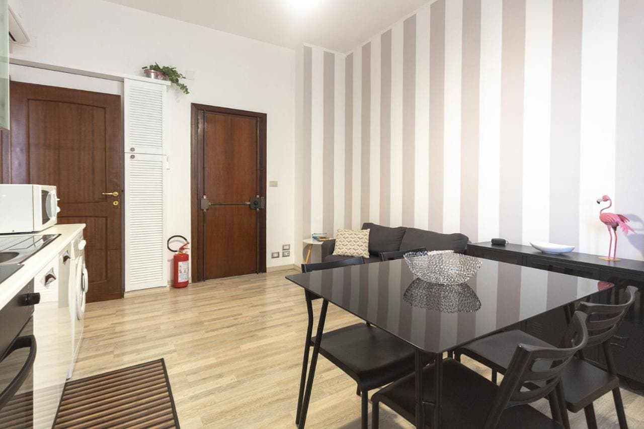 Foto 4 von 5: One-Bedroom Apartment