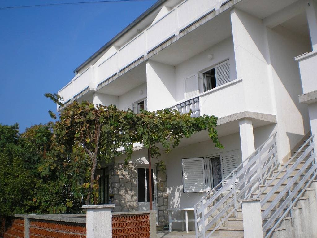 Foto 6 von 29: Ferienwohnung in Kampor mit Meerblick, Terrasse, Klimaanlage, W-Lan (4610-2)