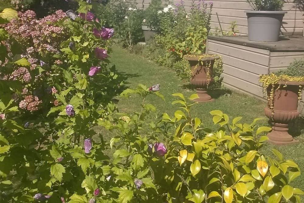 Foto 7 von 15: Charmantes Ferienhaus 200 Meter vom Strand entfernt, in einem schönen Waldgrundstück