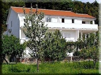 Foto 7 von 29: Ferienwohnung in Kampor mit Meerblick, Terrasse, Klimaanlage, W-Lan (4610-2)