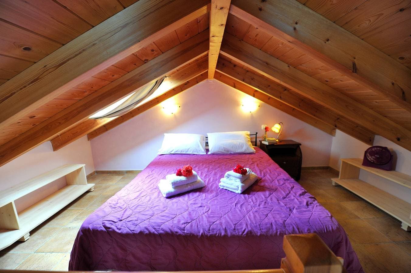 Foto 7 von 37: Apartment „Villa Casa Bianca Purple“ mit Meerblick, Gemeinschaftspool & WLAN