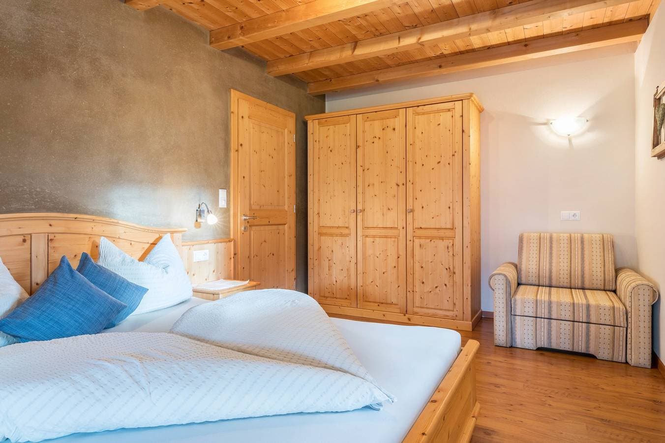 Foto 6 von 37: Ferienwohnung 'Ronsolhof Schlern' mit Bergblick, Gemeinschaftsgarten und WLAN
