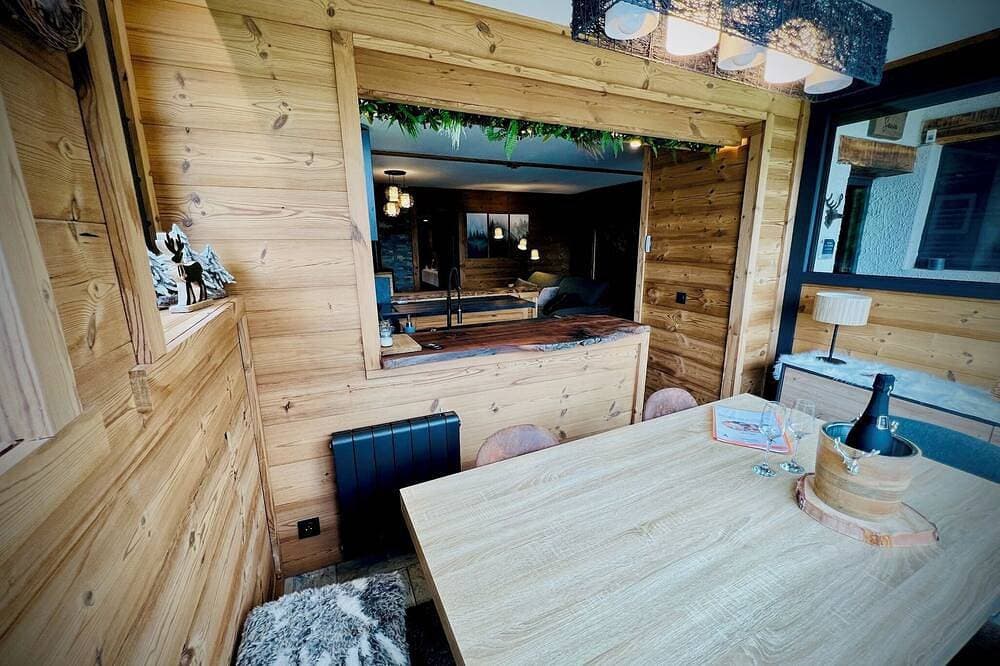Foto 6 von 17: Can Sansa Appartement 4 Avec Jacuzzi Dans Maison Pyrénéenne