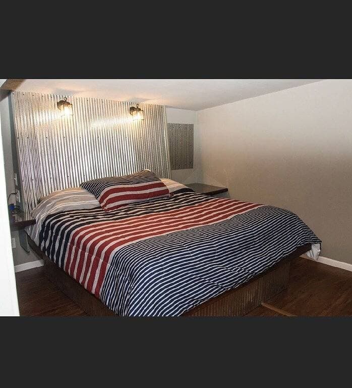 Foto 9 von 10: 2Br • 1Ba • Schlafmöglichkeiten für 5