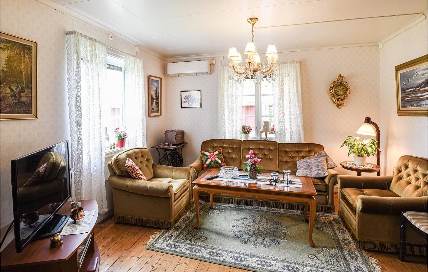 Foto 3 von 27: Ferienhaus für 7 Personen mit Terrasse