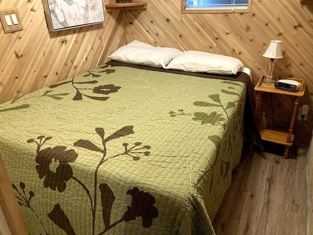 Foto 8 von 15: Point Sebago 3 Schlafzimmer, 1,5 Bäder Maine Seehütte nahe Strand an der Purple Rd