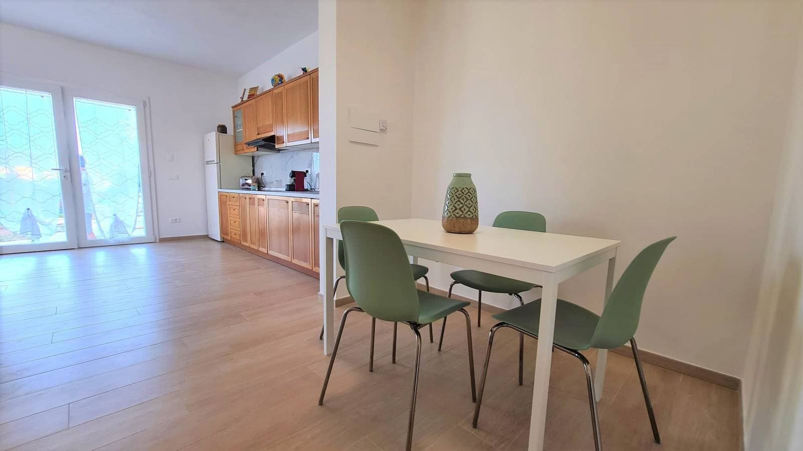 Foto 9 von 17: Ferienwohnung 'Spiagge Bianche' mit Meerblick, Balkon und Klimaanlage