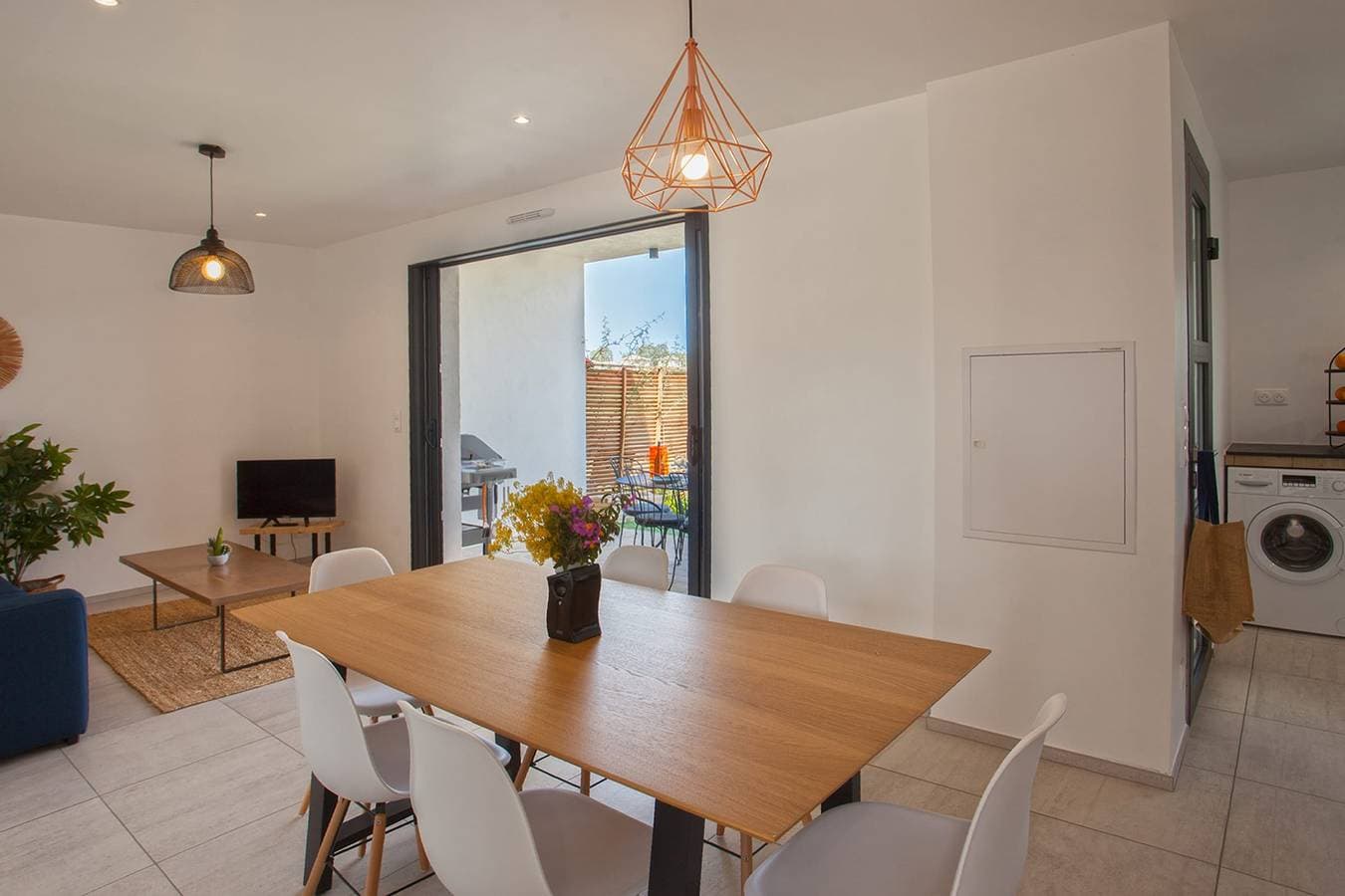 Foto 2 von 41: Ferienwohnung für 6 Personen mit Garten