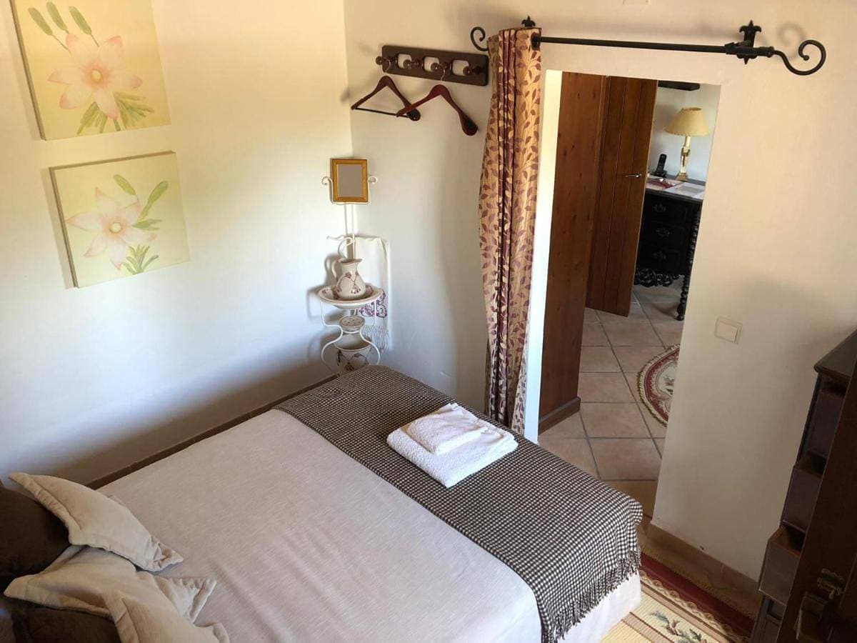 Foto 4 von 20: Two-Bedroom House