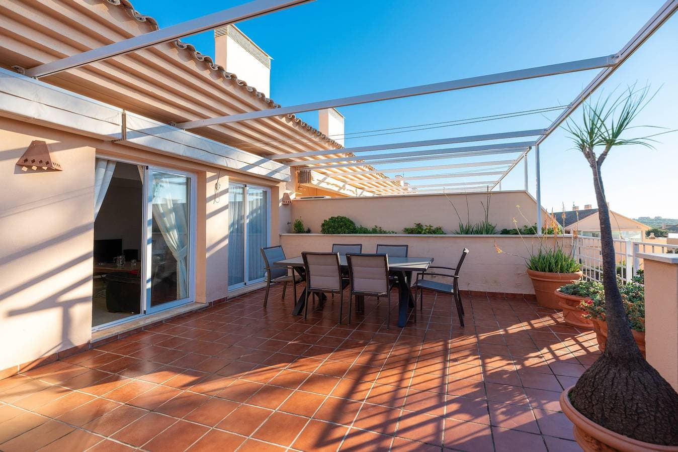 Foto 4 von 24: Ferienwohnung 'Penthouse in Elviria' mit Gemeinschaftspool, WLAN und Klimaanlage