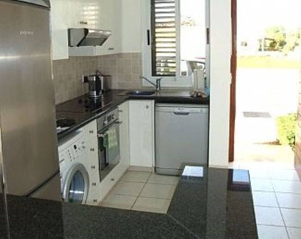 Foto 3 von 12: Ferienhaus für 4 Personen mit Pool