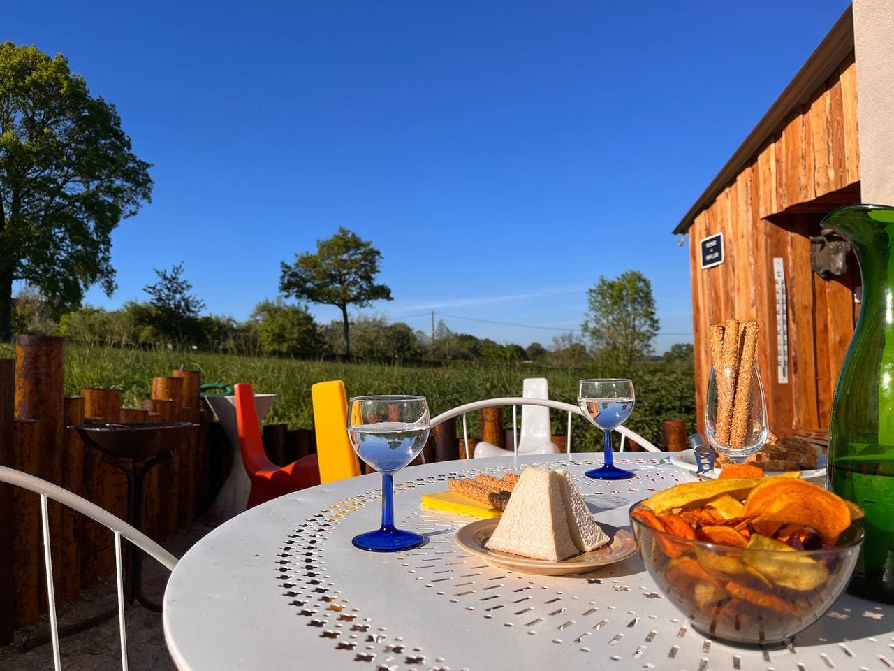 Vintage-Landhaus auf dem Land: Terrasse, Parkplatz, inklusive Dienstleistungen 1