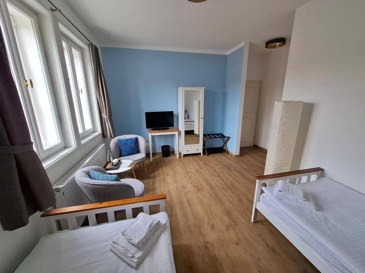 Foto 7 von 11: Standard Twin Room