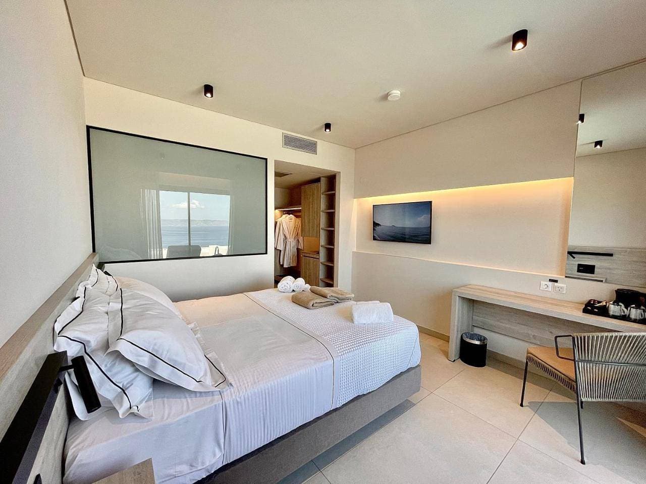 Foto 9 von 11: Standard Room with Private Pool & Sea View