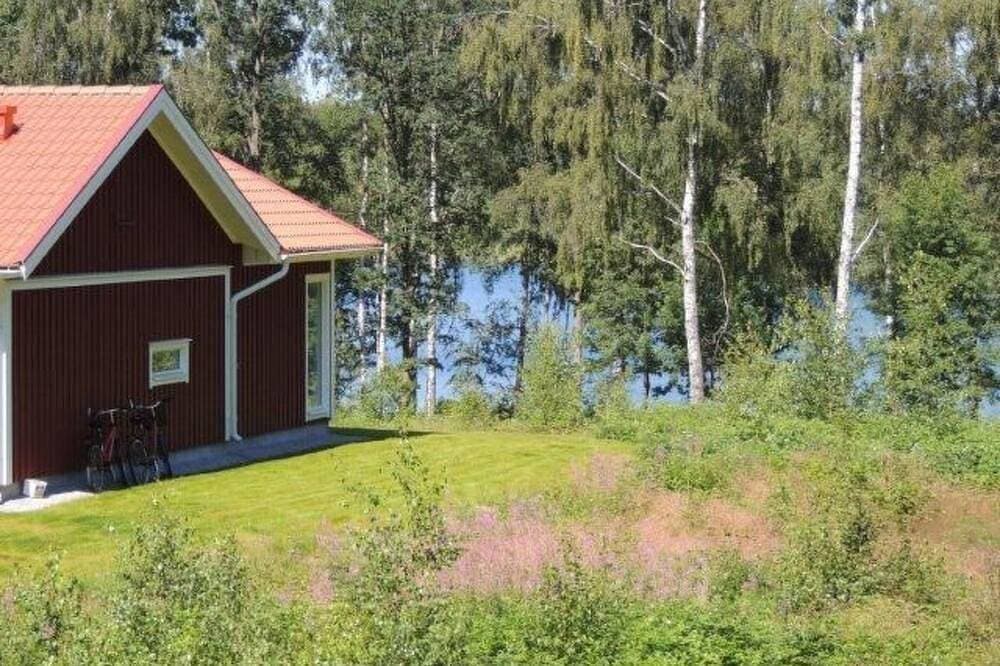 Foto 4 von 30: Modernes Haus mit hellem Dekor, mit Blick auf den See
