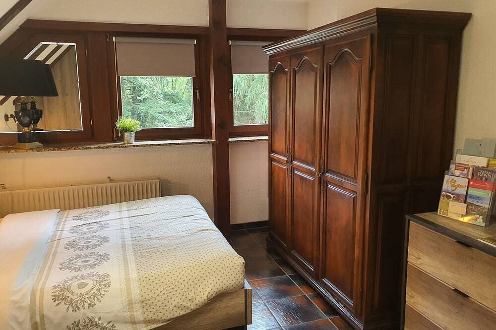 Foto 3 von 23: Hervorragendes gemütliches Ferienhaus \"La Taniere\" im \"La Villa Moraine\" Munster