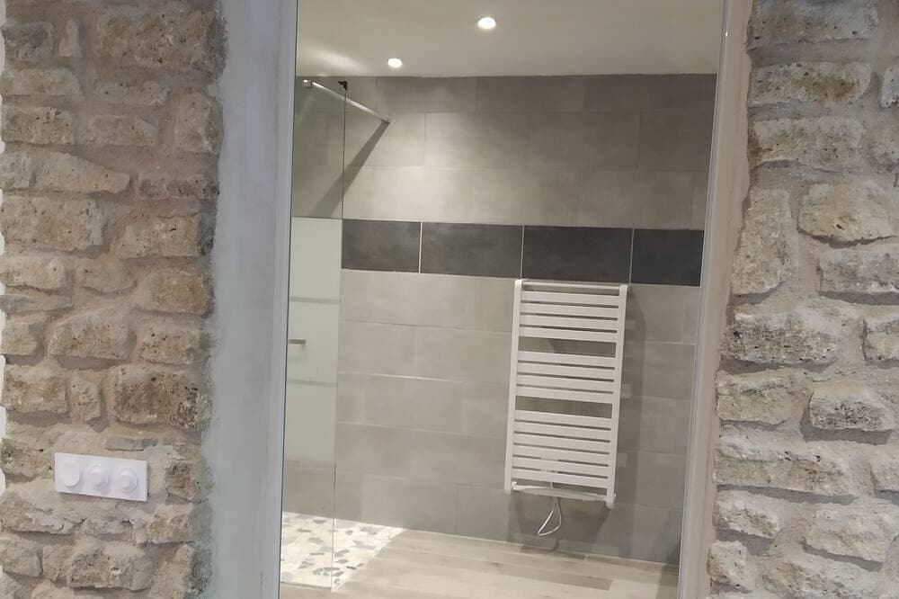 Foto 4 von 21: Gîte \"Le Rosier\" Le Mas Des Charrettes