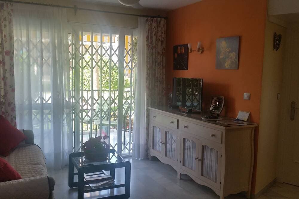 Foto 11 von 30: Wohnung in Torremolinos (La Carihuela Bereich) Erisa 1.