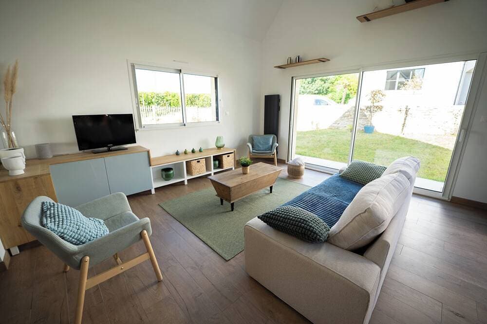 Foto 12 von 30: Authentic, bright farmhouse—200 meters from the beach, the Gr34 trail, and town