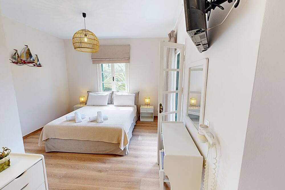 Foto 6 von 30: Andrikos Studio C mit Pool und zu Fuß vom Dorf entfernt