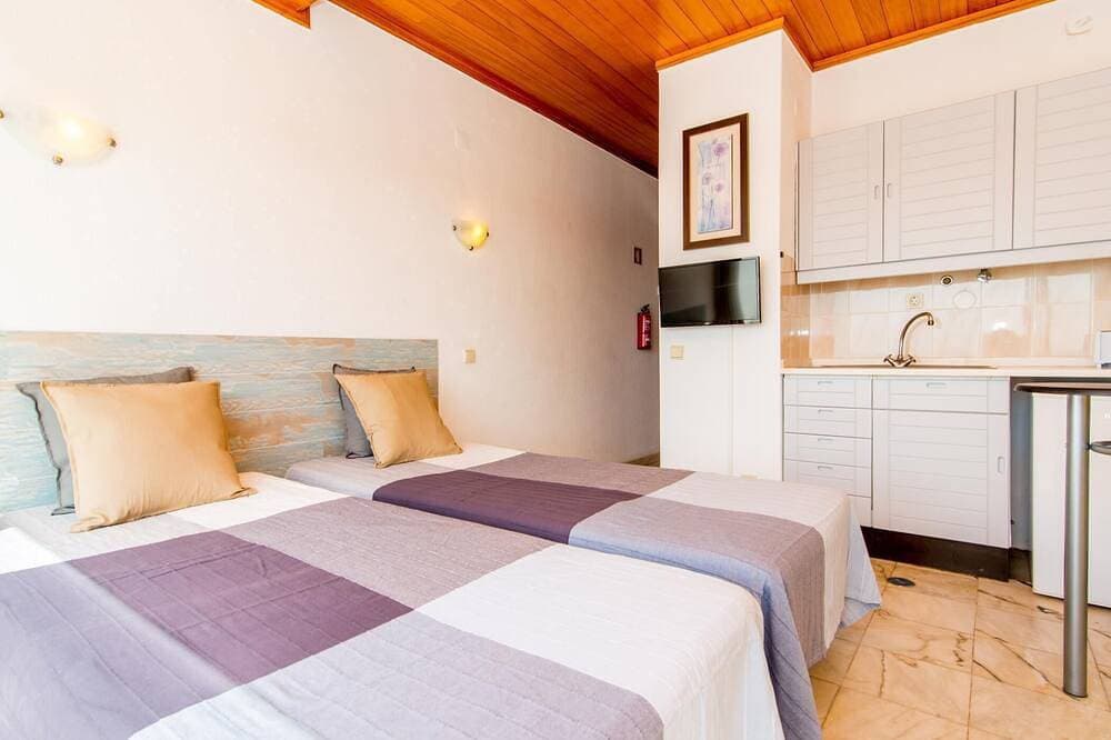 Foto 5 von 30: Studio Apartment with Sea View