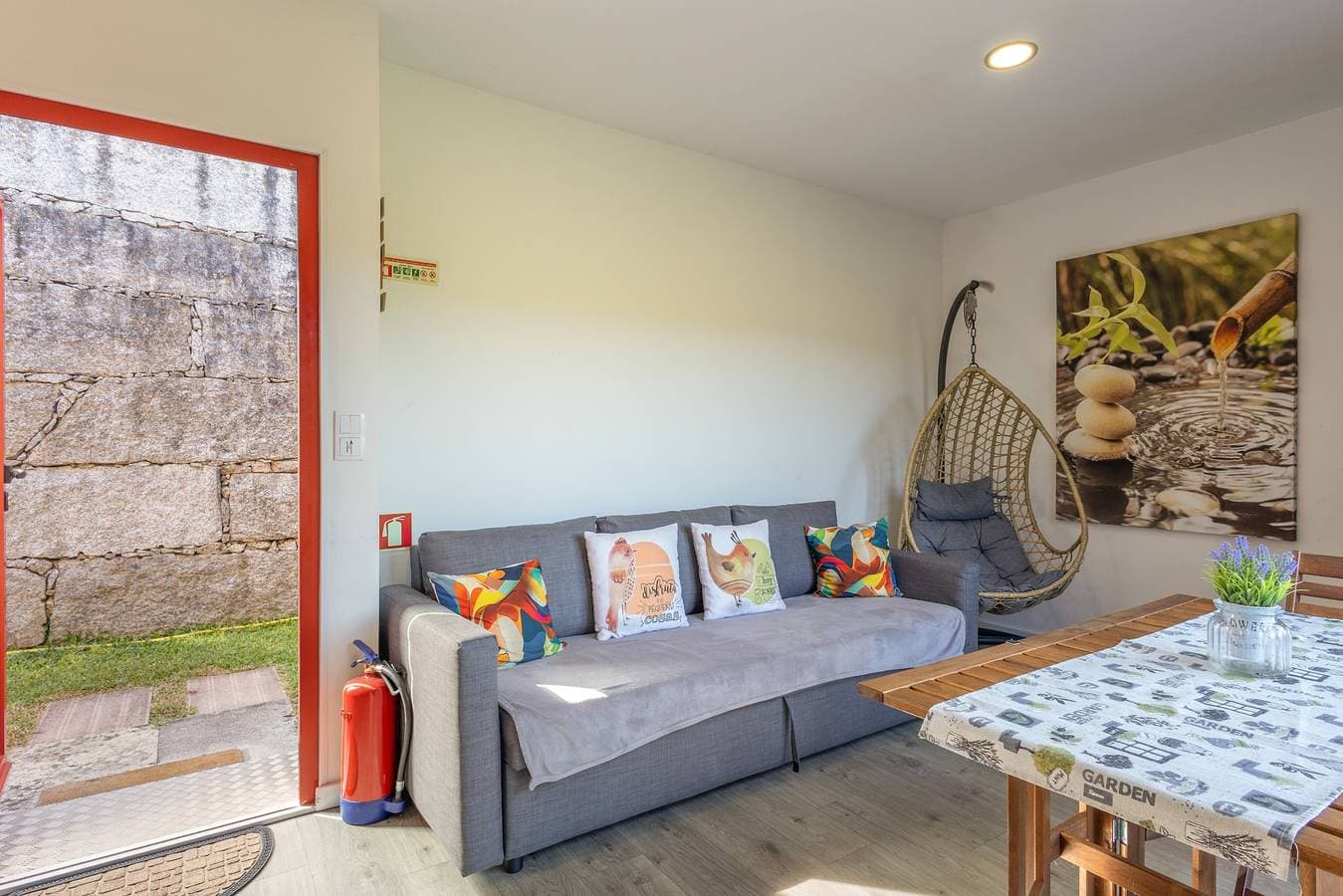 Foto 3 von 51: Bungalow „Casinhas do Minho“ mit Seeblick, WLAN und Klimaanlage