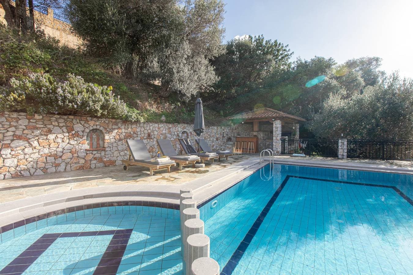 Foto 10 von 47: Villa für 8 Personen mit Kinderpool