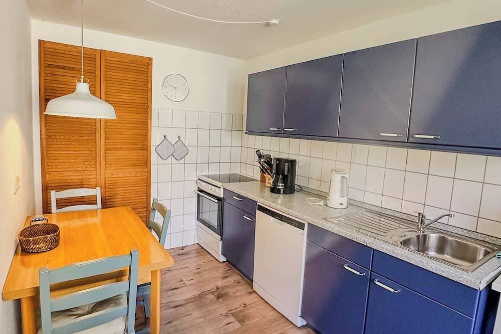 Foto 10 von 12: Idyllische Lage - Ferienhaus für Familien mit Hund 1 Std. vor Berlin am See.