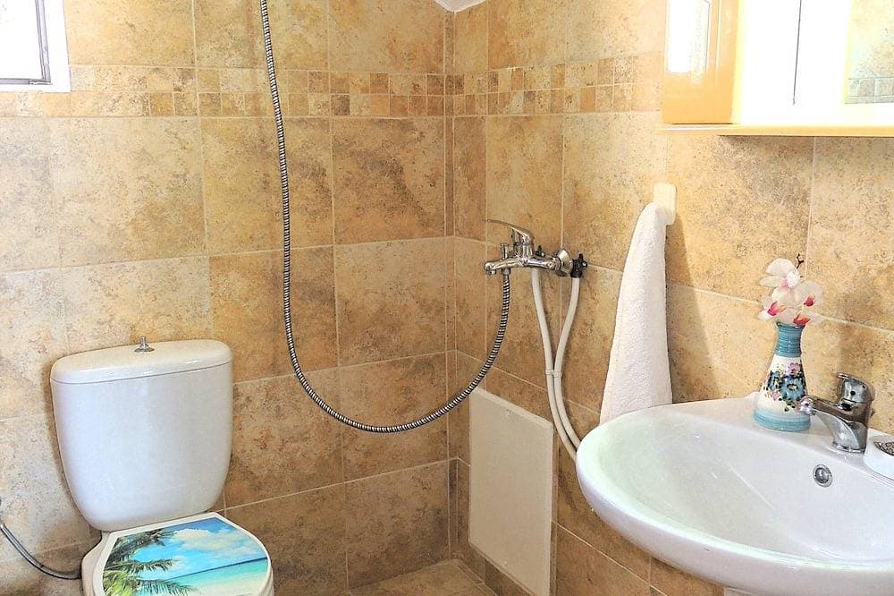 Foto 8 von 30: Schöne Villa mit 40m2 Pool mit römischer Treppe und einen Panoramablick auf das Meer