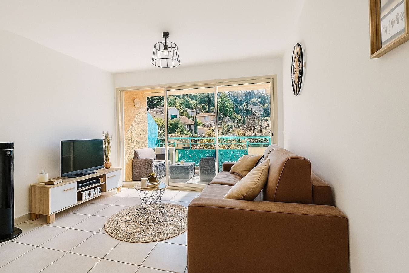 Foto 5 von 26: Quiet studio swimming pool Roquebrune