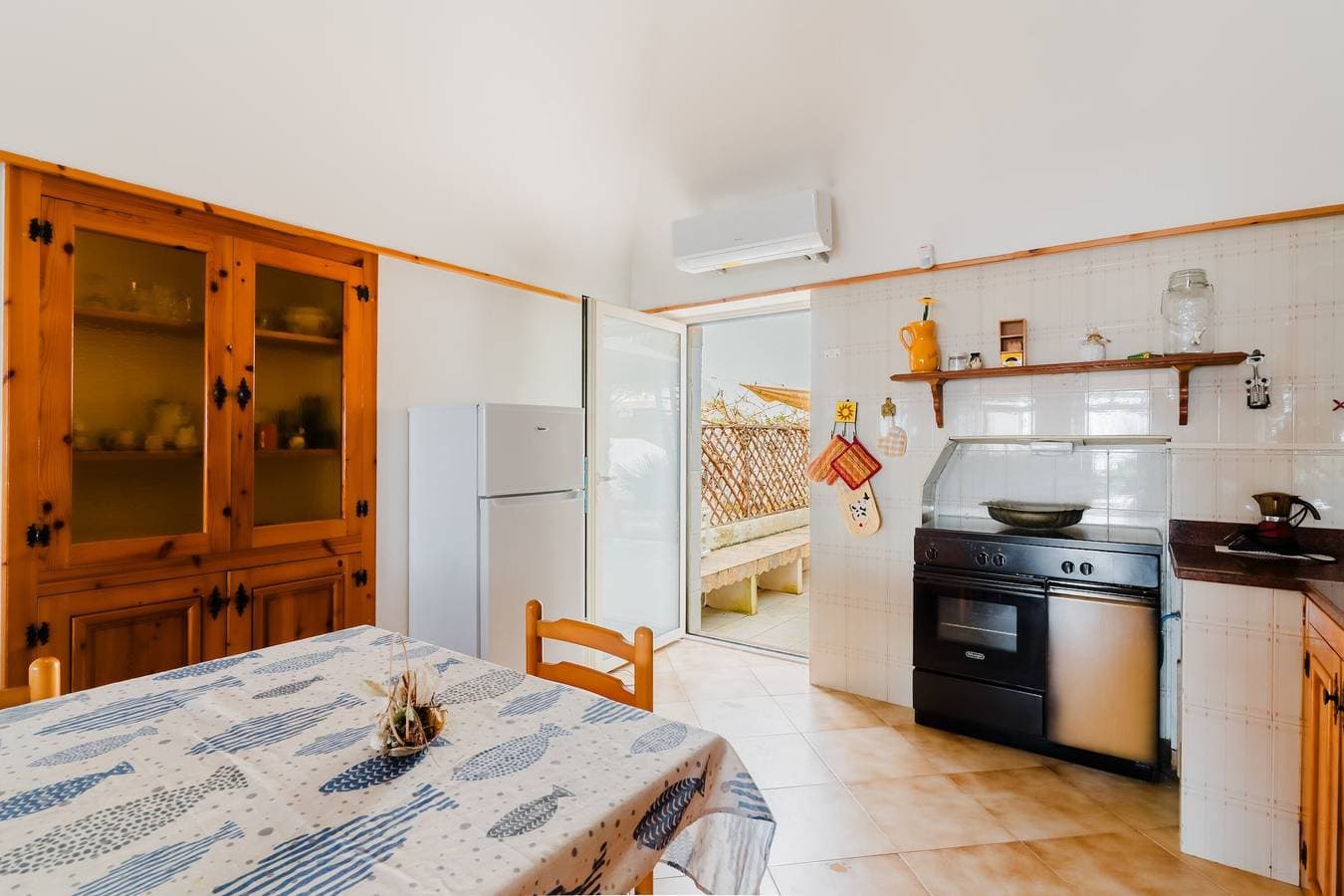 Foto 11 von 29: Villa 'Alma' mit Meerblick, privater Terrasse und Klimaanlage
