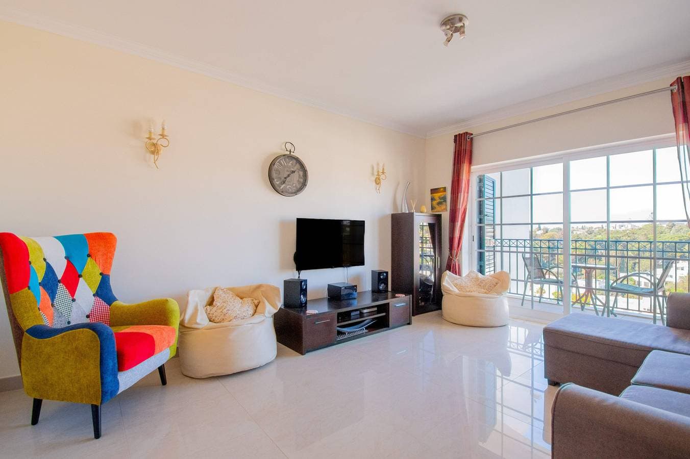 Foto 9 von 50: Lily · Fabulous 1 Bed Apt With Roof Terrace & Pool