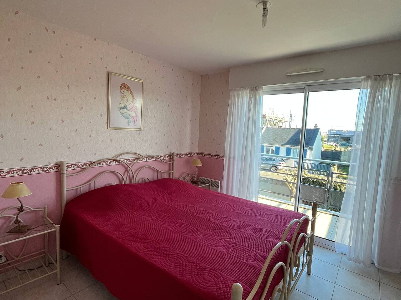Foto 3 von 11: 2-Zimmer-Wohnung in Bahnhofsnähe mit Garage