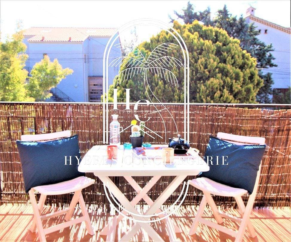 Foto 3 von 15: Ferienwohnung für 3 Personen mit Balkon/Terrasse
