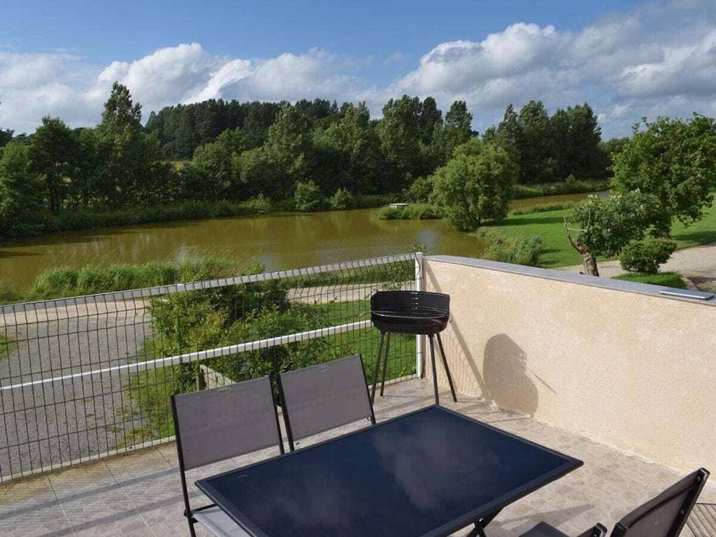 Foto 2 von 17: Two-Bedroom Holiday Home