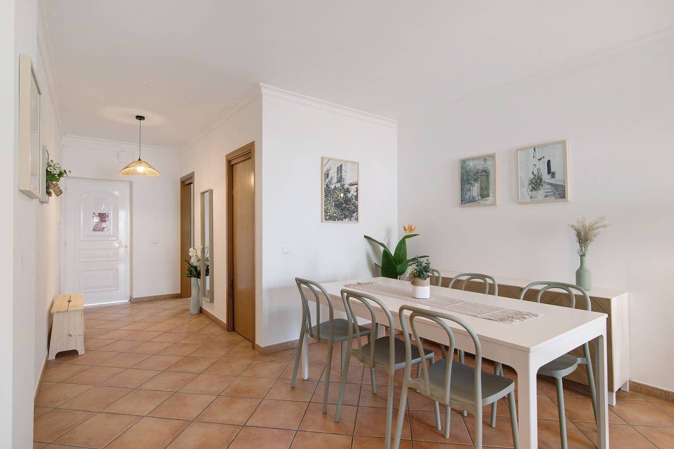 Foto 8 von 24: Ferienwohnung "T2 D Apt Amendoeira" mit Gemeinschaftspool, 2 Balkonen & WLAN