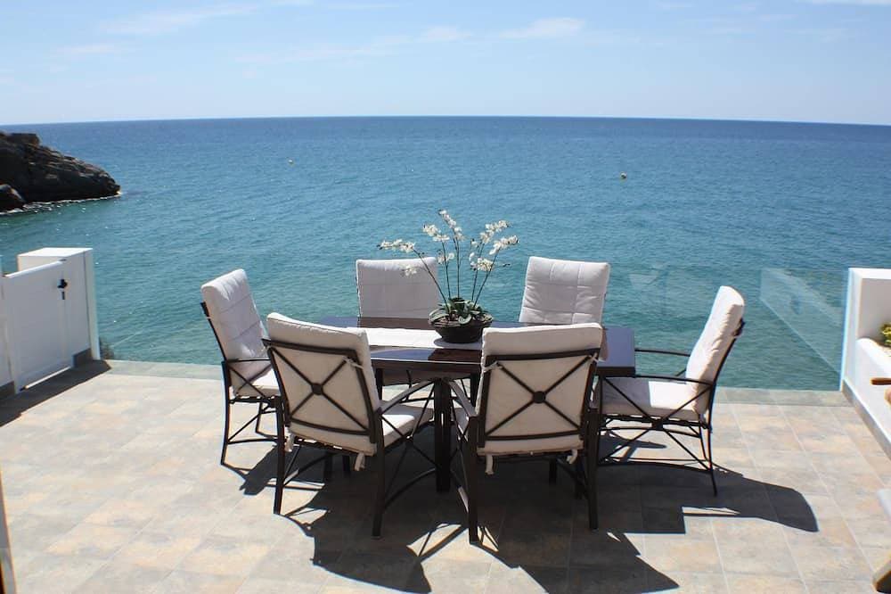 Haus steil, 30 m Strand, TV, WIFI, Parkplatz und Pool 1