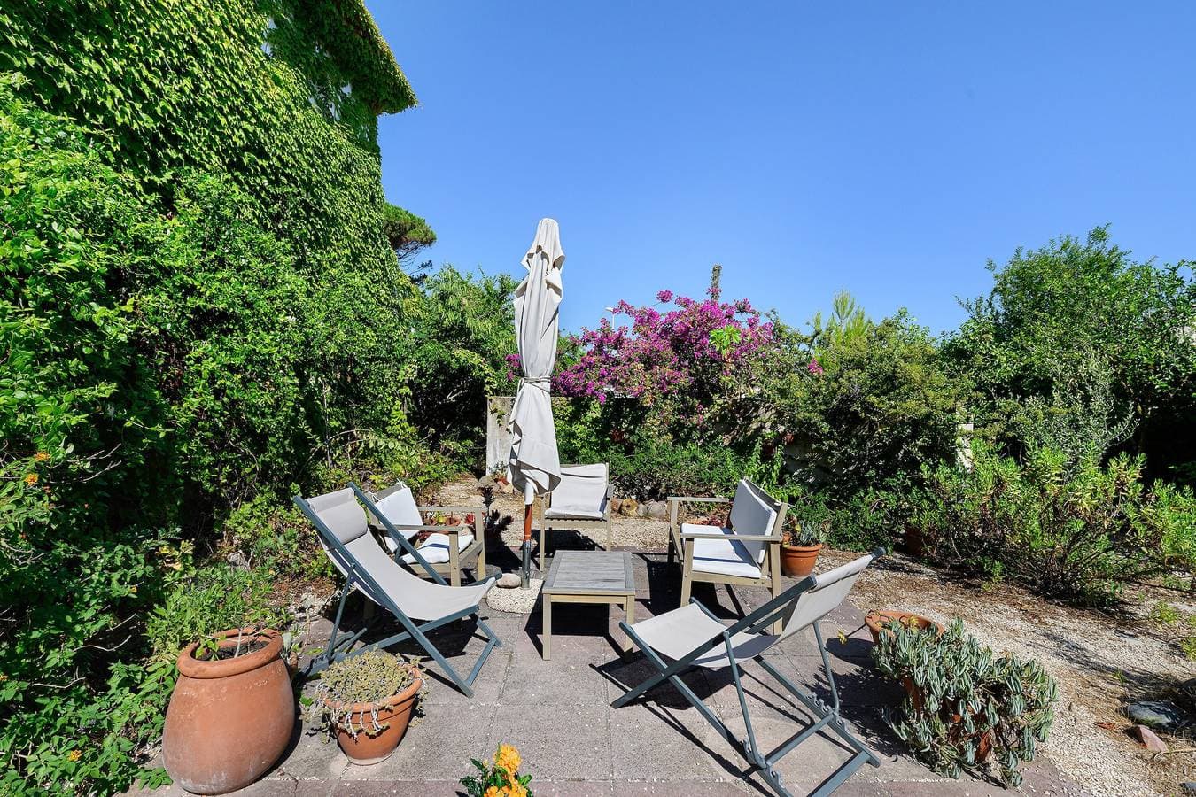 Foto 2 von 35: Ferienhaus 'Villa Ondina Carloforte' nahe Strand mit Terrasse und WLAN