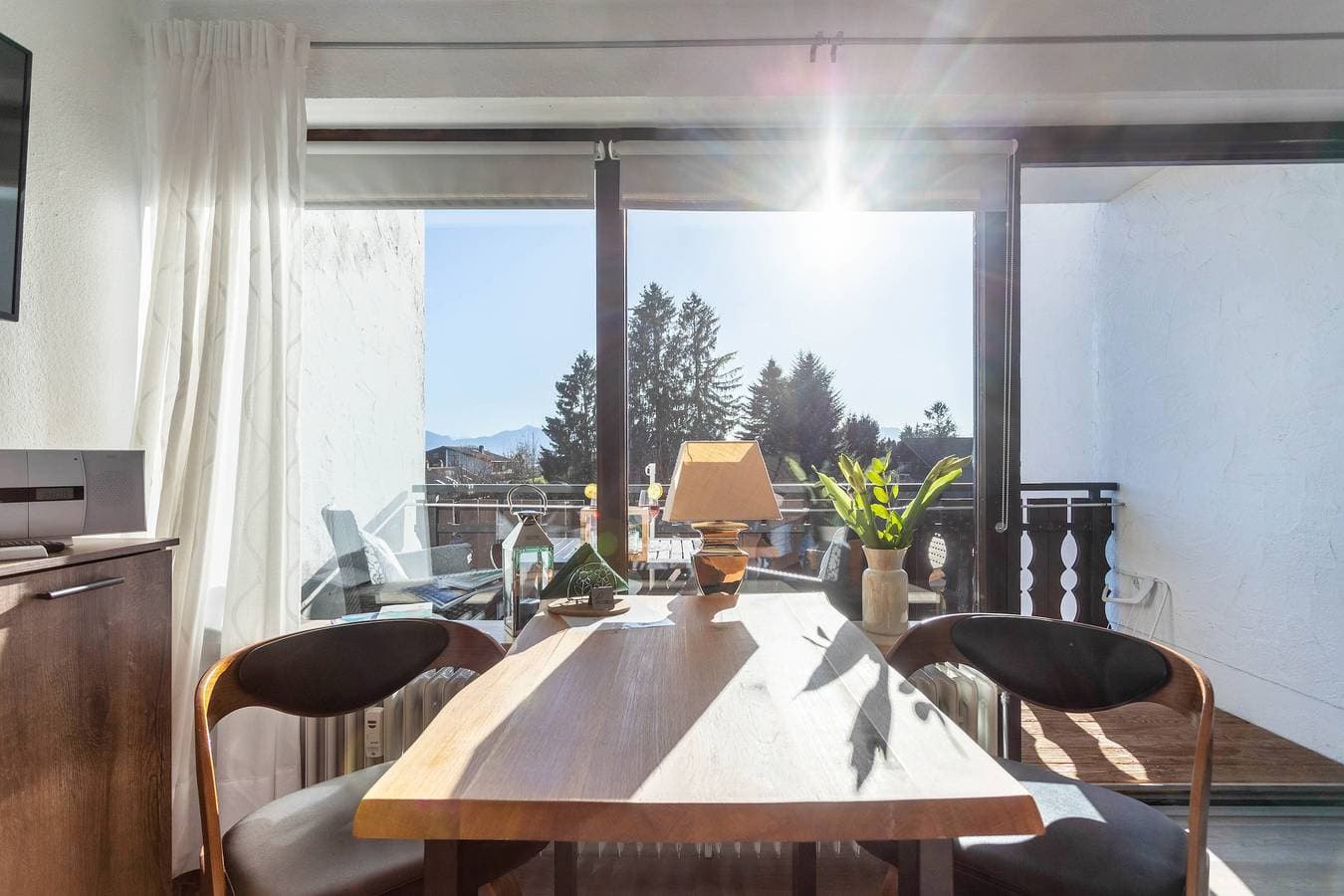 Foto 4 von 22: Moderne Ferienwohnung "Seebruck" mit Balkon & WLAN